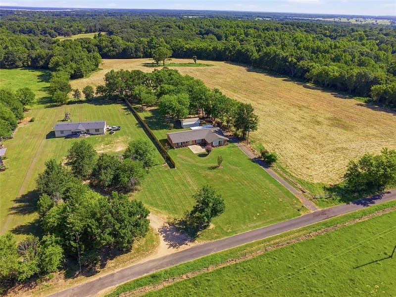 1329 County Road 3357, Saltillo TX 75478 - Photo 34