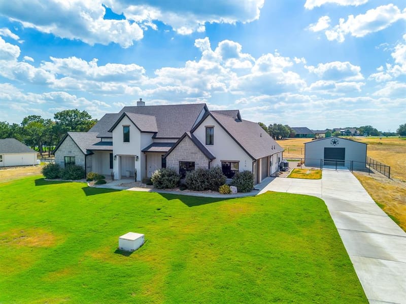 216 Greene Road, Weatherford TX 76087 - Photo 2