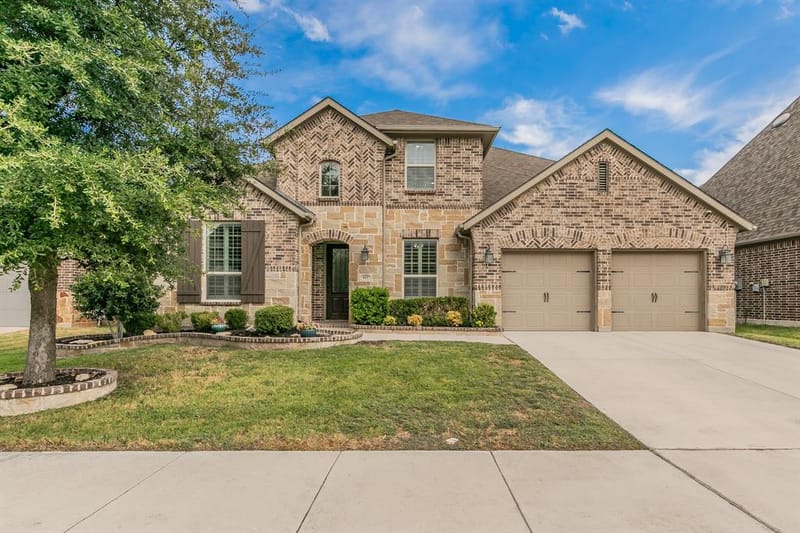 405 Marbrook Court, Fort Worth TX 76131