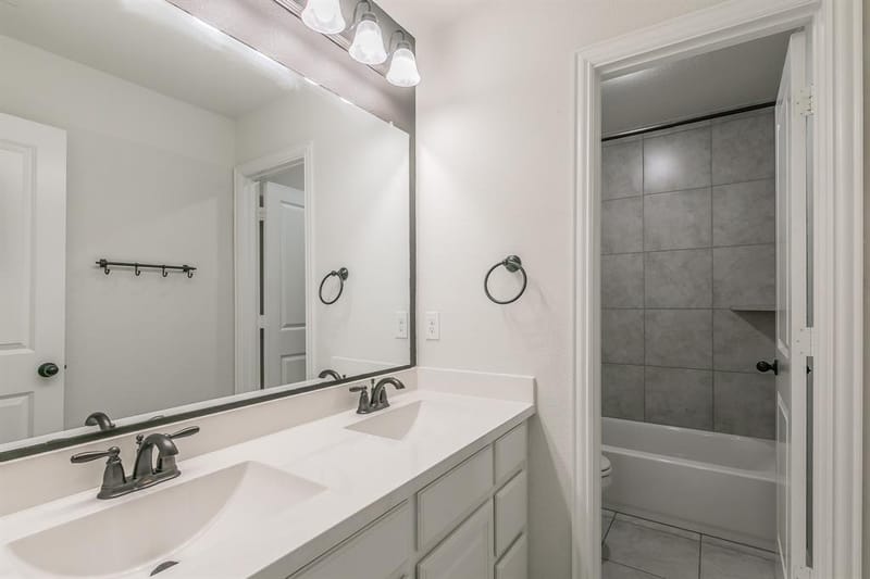 405 Marbrook Court, Fort Worth TX 76131 - Photo 31