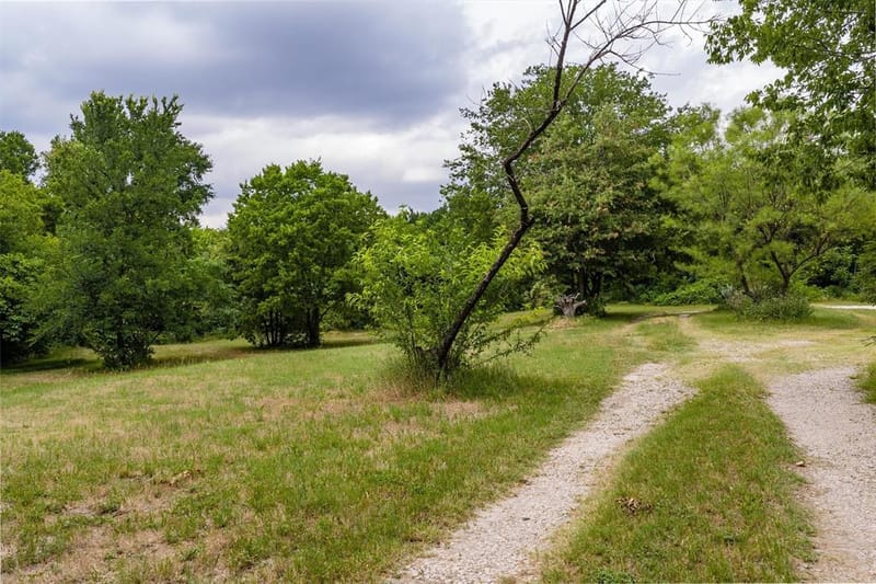 1007R W Belt Line Road, Cedar Hill TX 75104 - Photo 24