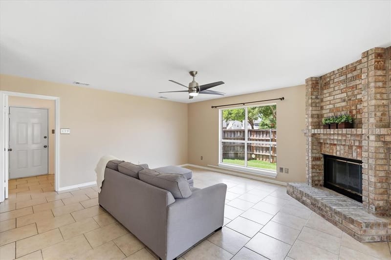 1636 Fuqua Drive, Flower Mound TX 75028 - Photo 10