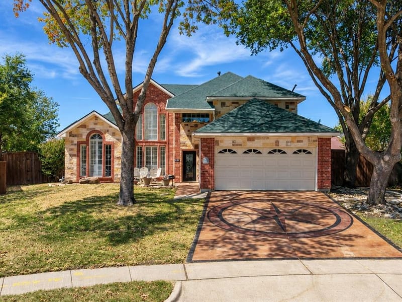 202 Browning Lane, Grand Prairie TX 75052