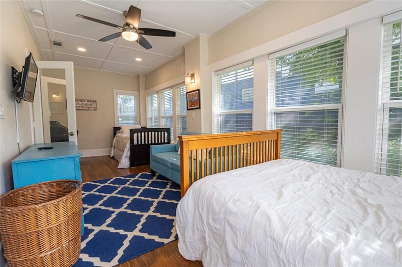 1013 Poindexter Street, Fort Worth TX 76102 - Photo 25