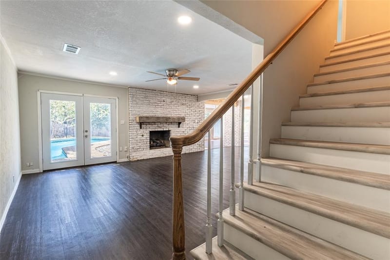7540 Monterrey Drive, Fort Worth TX 76112 - Photo 18