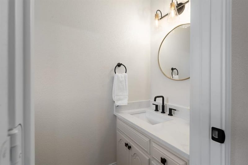 2844 Hurstview Drive, Hurst TX 76054 - Photo 24