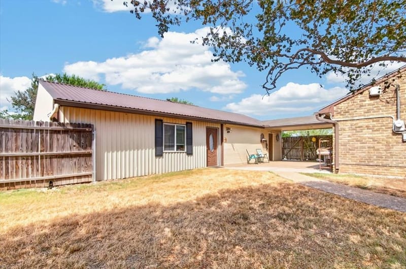 219 Willow Grove Road, Woodway TX 76712 - Photo 9