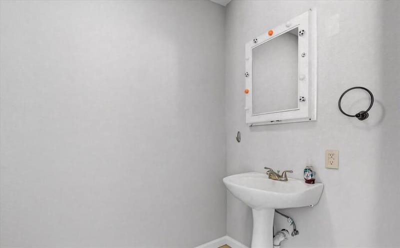 219 Willow Grove Road, Woodway TX 76712 - Photo 14
