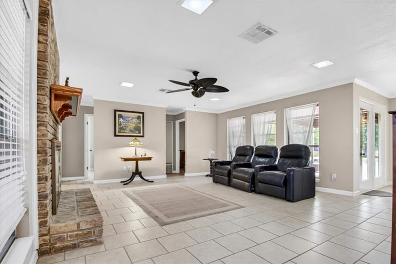 219 Willow Grove Road, Woodway TX 76712 - Photo 11