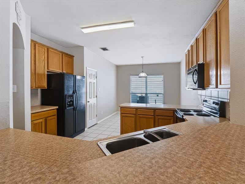 1618 Mary Lane, Providence Village TX 76227 - Photo 9