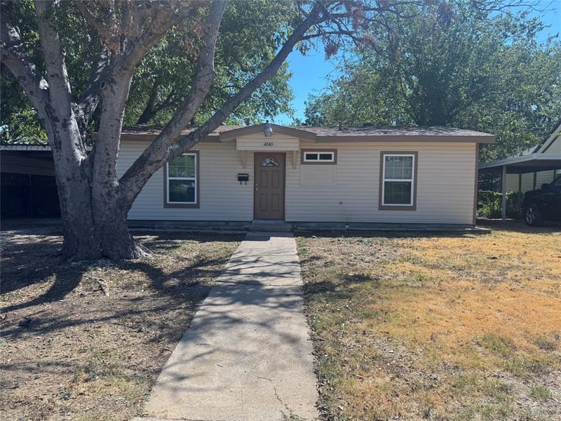 4040 Runnels Street, Fort Worth TX 76106