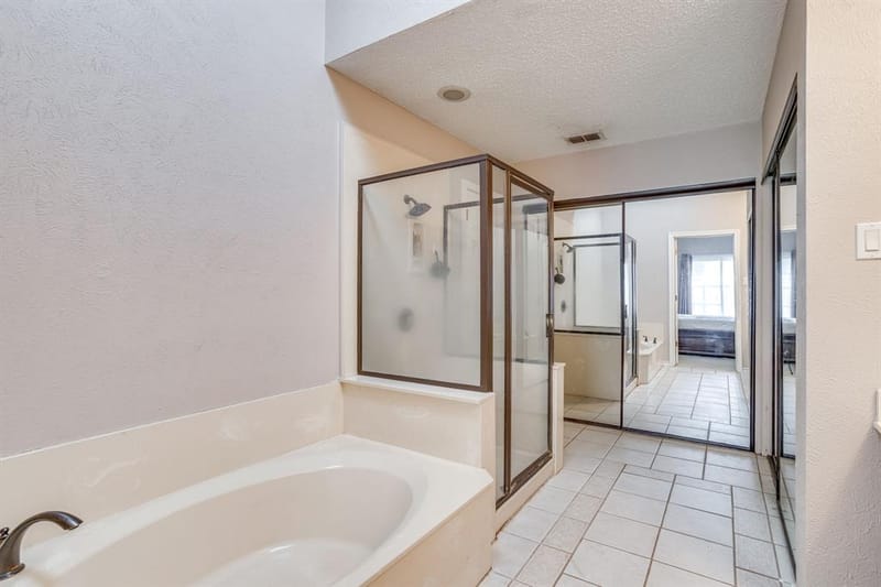1307 Oriental Avenue, Arlington TX 76011 - Photo 26