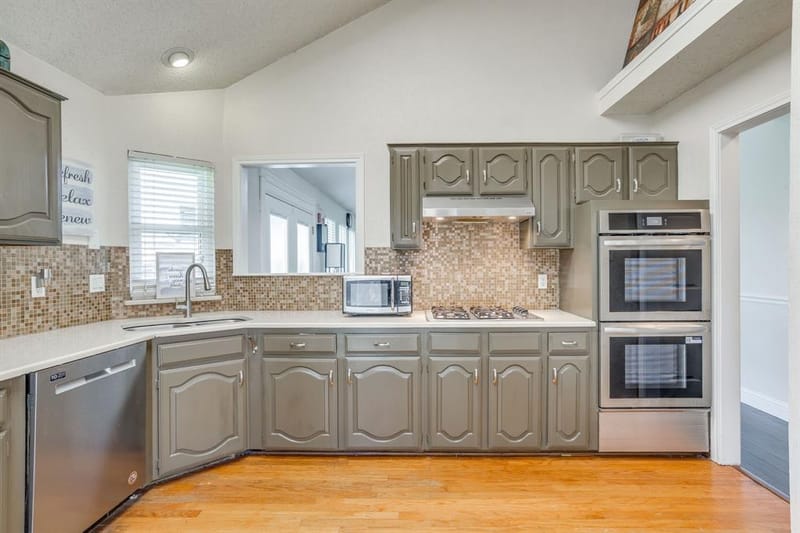 1307 Oriental Avenue, Arlington TX 76011 - Photo 5