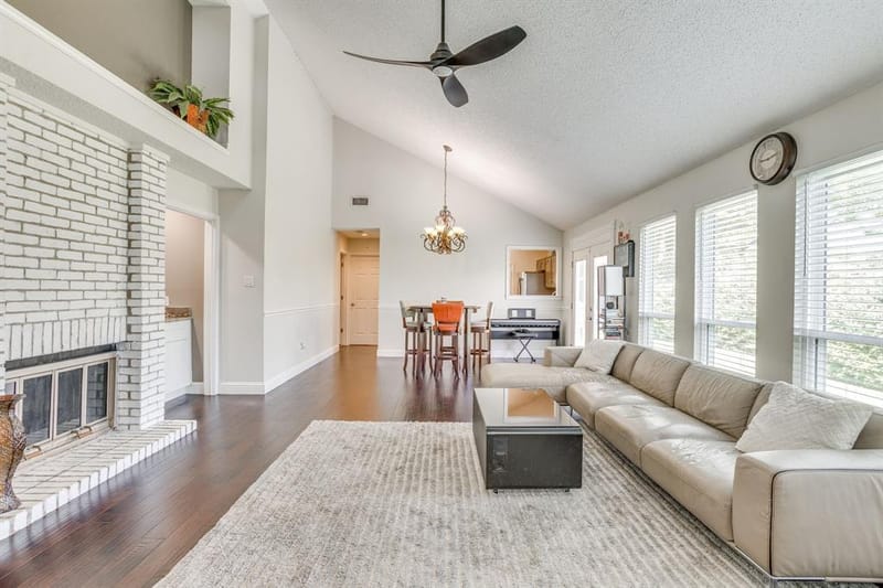 1307 Oriental Avenue, Arlington TX 76011 - Photo 11
