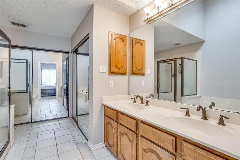 1307 Oriental Avenue, Arlington TX 76011 - Photo 25