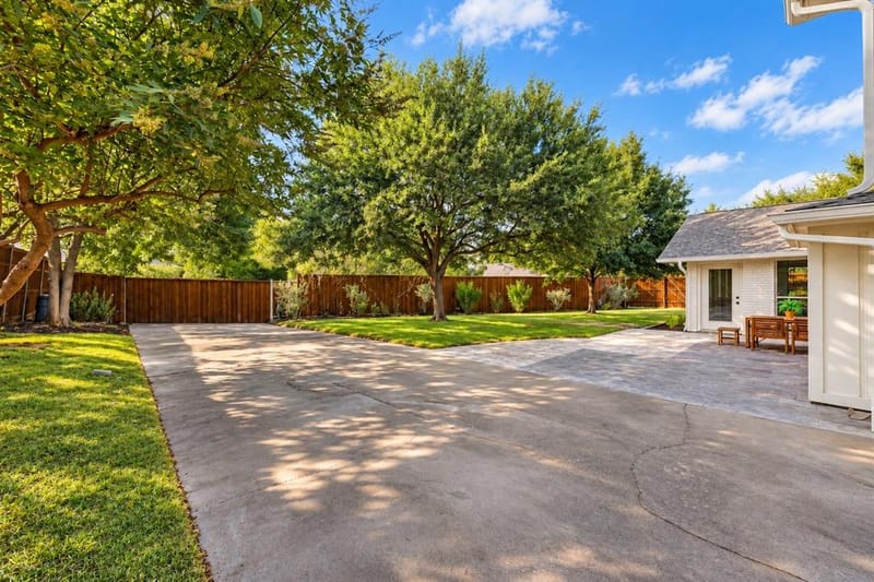 3777 Duchess Trail, Dallas TX 75229 - Photo 31