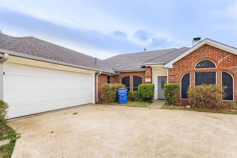 127 Villanova Circle, Forney TX 75126 - Photo 4