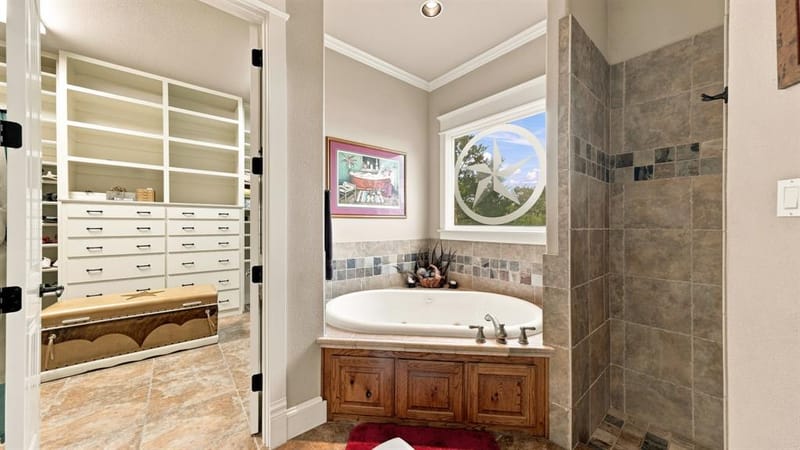 11918 Riek Road, Krum TX 76249 - Photo 22
