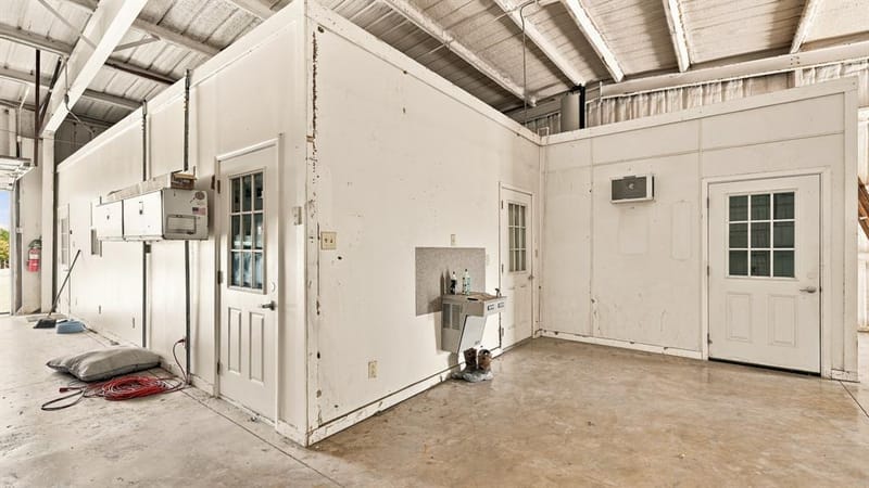 11918 Riek Road, Krum TX 76249 - Photo 30