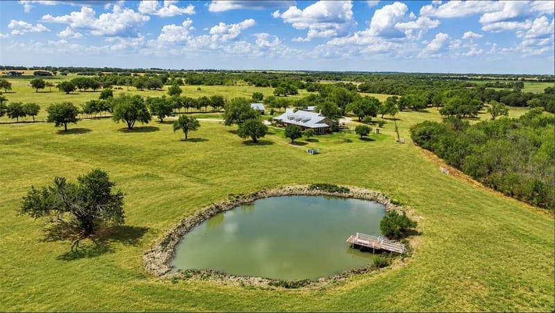 11918 Riek Road, Krum TX 76249 - Photo 38