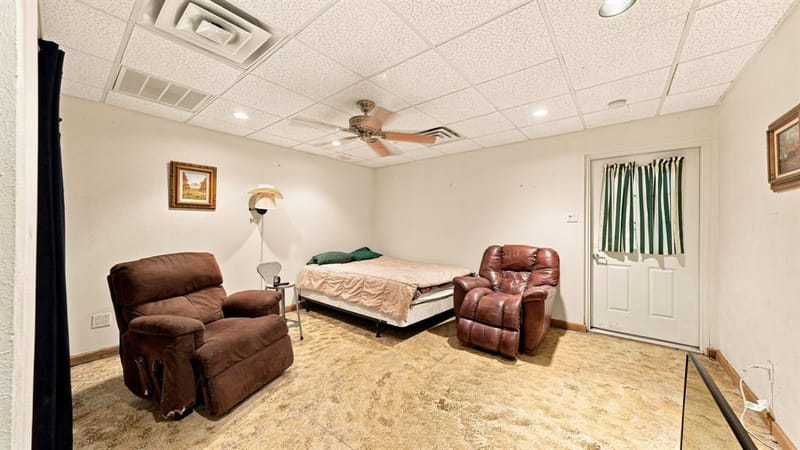 11918 Riek Road, Krum TX 76249 - Photo 35