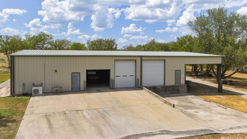 11918 Riek Road, Krum TX 76249 - Photo 29