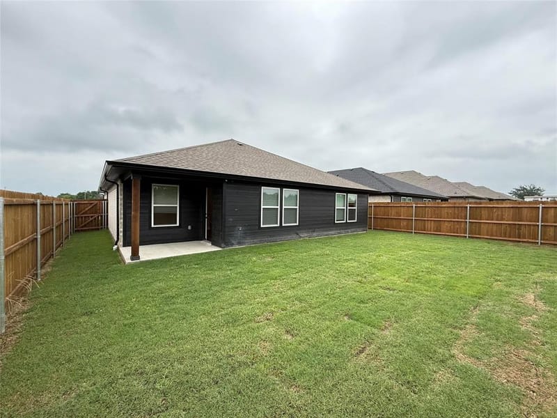 1305 Brad Kellar Drive, Greenville TX 75402 - Photo 17