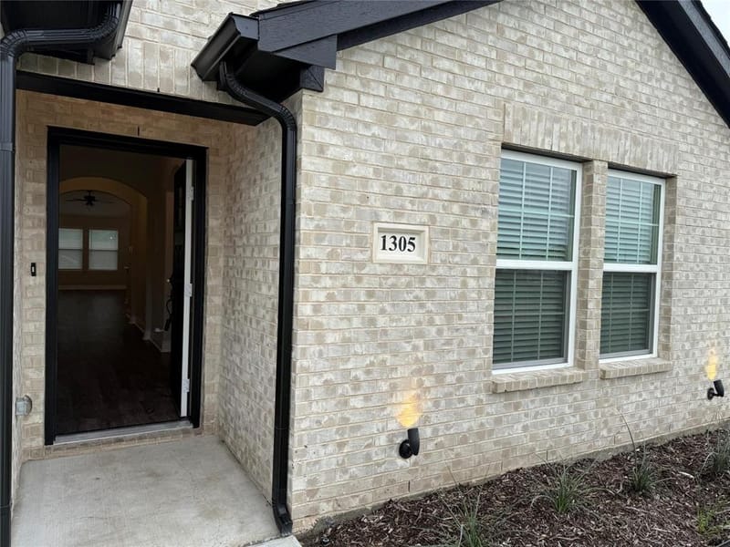 1305 Brad Kellar Drive, Greenville TX 75402 - Photo 4