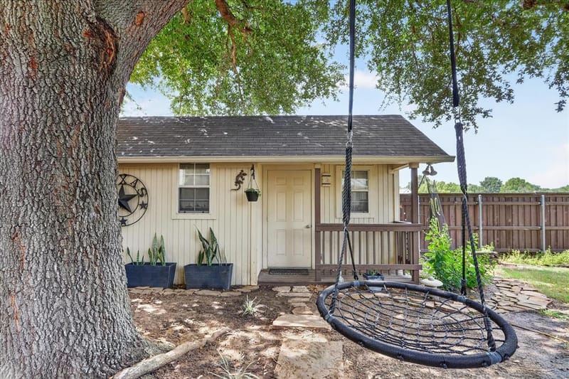 901 Brittany Drive, Lewisville TX 75067 - Photo 37
