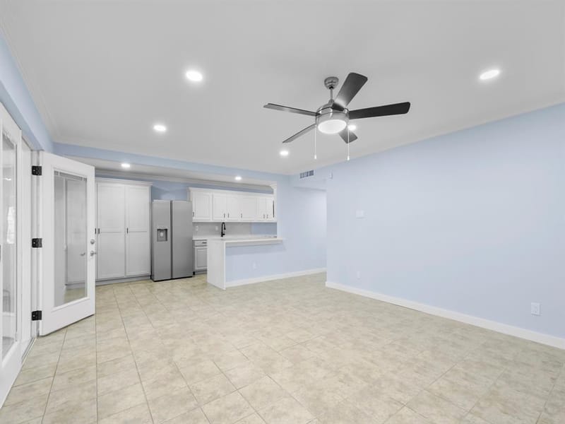 2033 Lymington Road, Carrollton TX 75007 - Photo 11