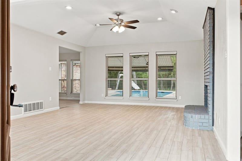 6307 Parkview Drive, Sachse TX 75048 - Photo 6