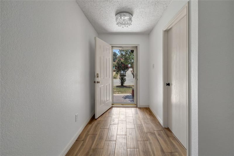 5132 Bedfordshire Drive, Fort Worth TX 76135 - Photo 9