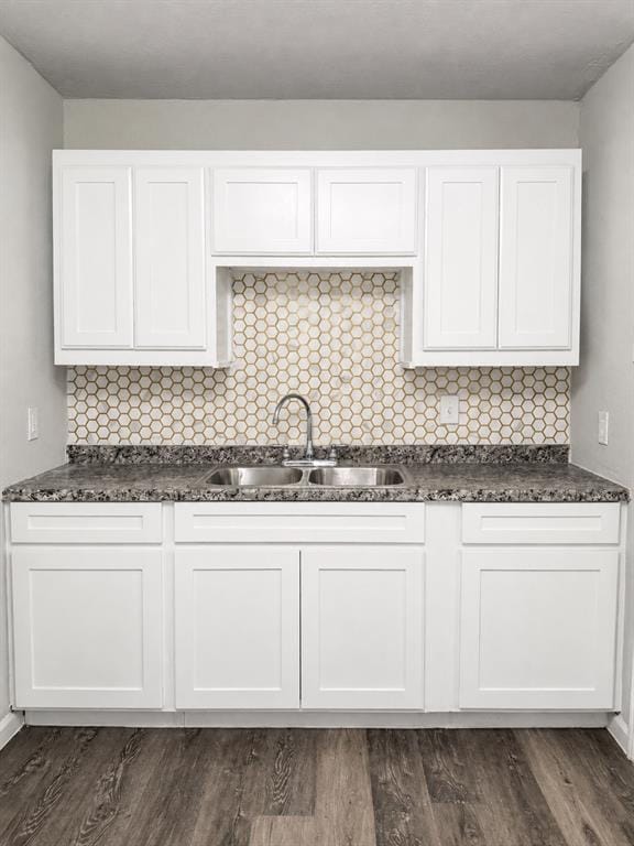 2801 Burchill Road S, Fort Worth TX 76105 - Photo 4