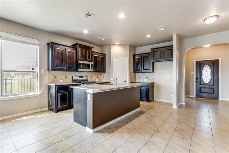 145 Hidden Creek Court, Saginaw TX 76131 - Photo 7