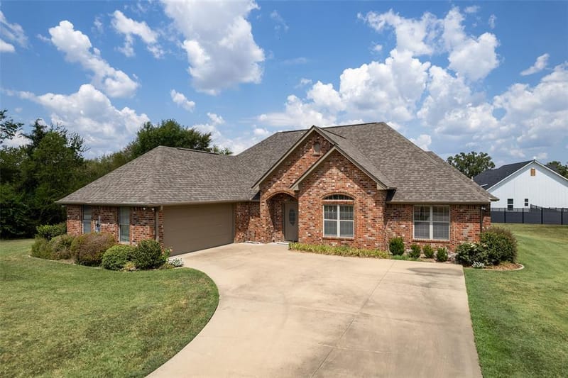 26 Oakwood Lane, Mount Vernon TX 75457