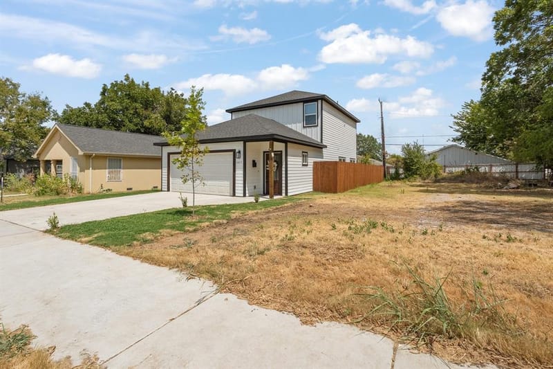 1427 Arizona Avenue, Fort Worth TX 76104