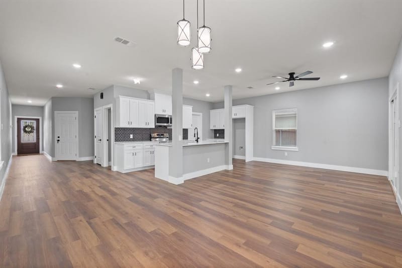 1427 Arizona Avenue, Fort Worth TX 76104 - Photo 10