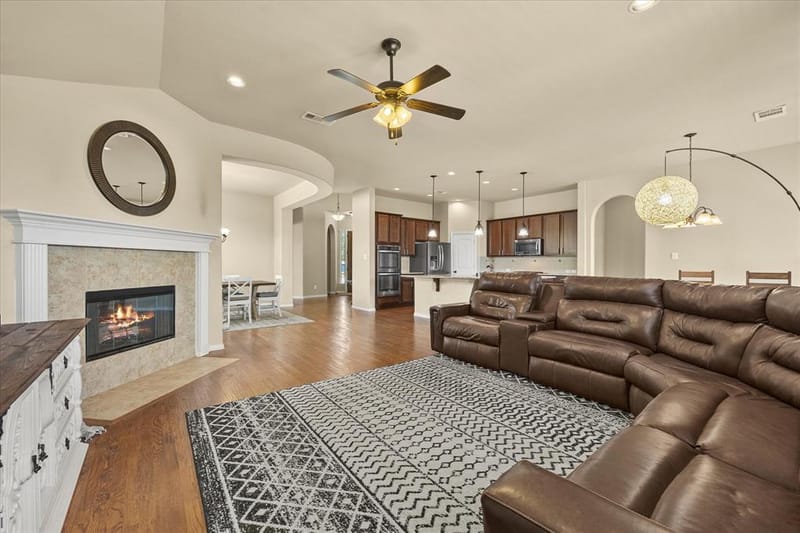 6525 Day Farm Court, Rowlett TX 75089 - Photo 4