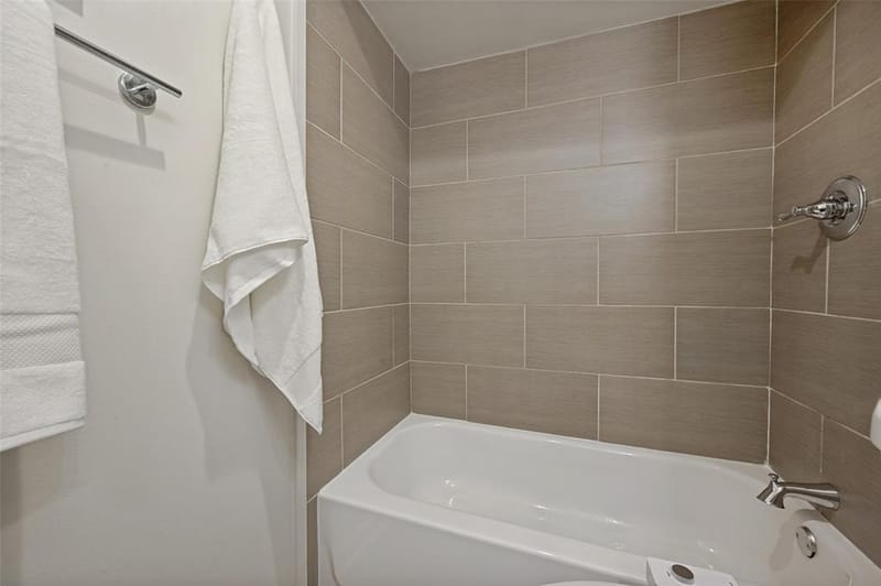 5140 Amesbury Drive # 212, Dallas TX 75206 - Photo 12