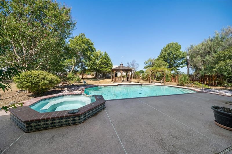 2941 N Mockingbird Lane, Midlothian TX 76065 - Photo 17