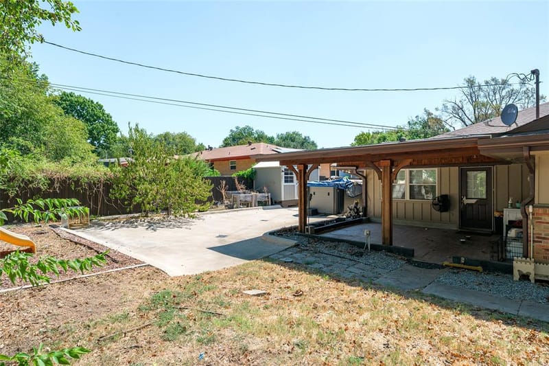 1423 W Shields Drive, Sherman TX 75092 - Photo 13