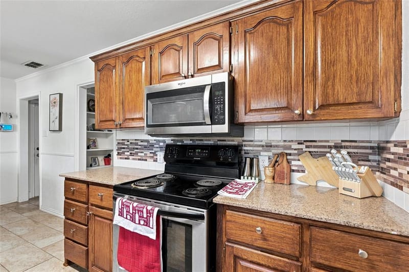 1423 W Shields Drive, Sherman TX 75092 - Photo 28