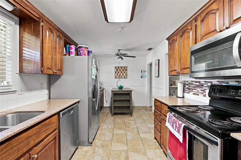1423 W Shields Drive, Sherman TX 75092 - Photo 30