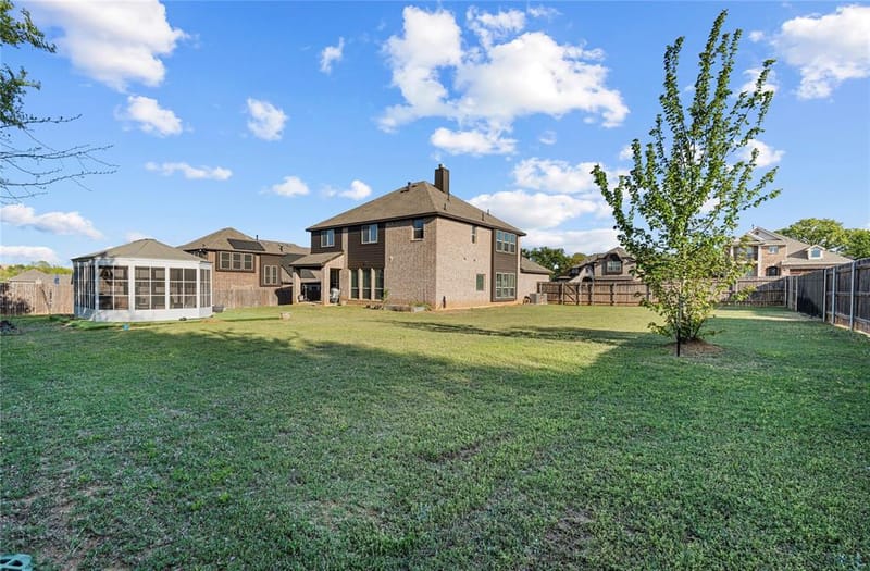 911 Royal Court, Mansfield TX 76063 - Photo 35