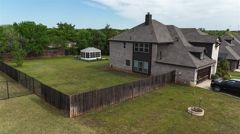 911 Royal Court, Mansfield TX 76063 - Photo 39