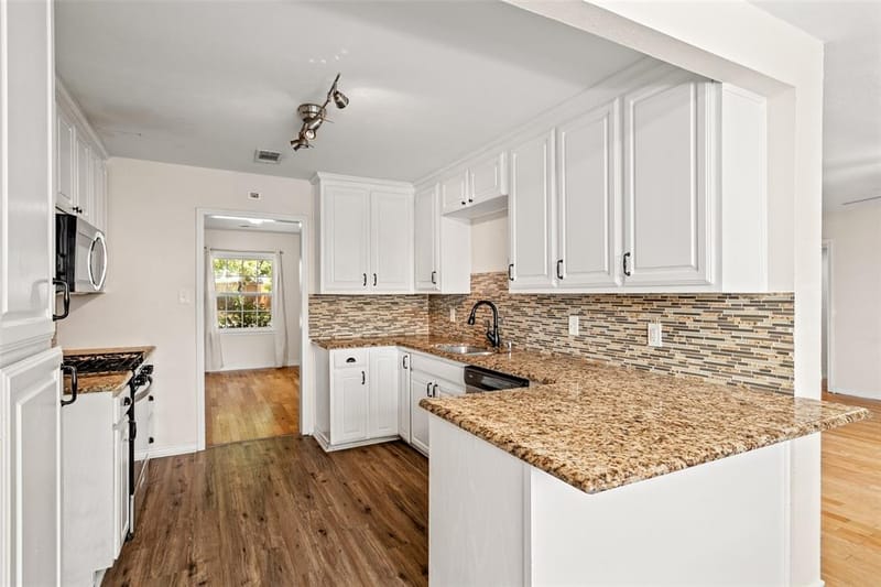 407 John Arden Drive, Waxahachie TX 75165 - Photo 6