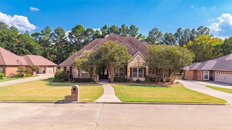 2007 Creekview Drive, Commerce TX 75428 - Photo 9