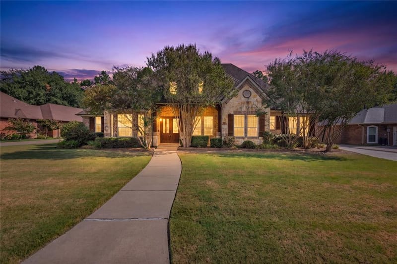 2007 Creekview Drive, Commerce TX 75428 - Photo 11