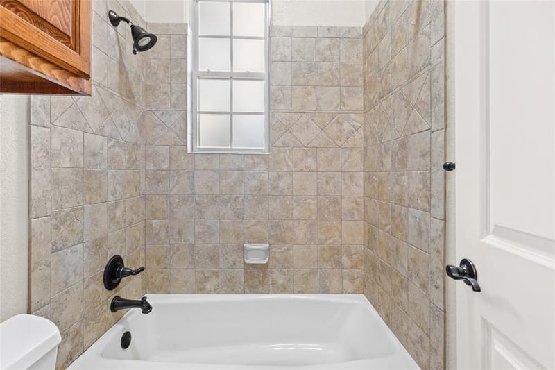 2007 Creekview Drive, Commerce TX 75428 - Photo 39