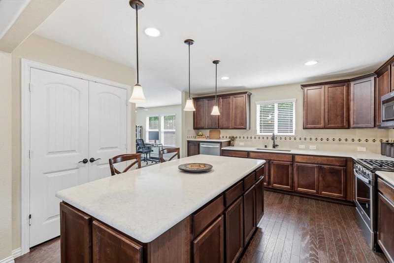8915 Twin Pines Lane, Frisco TX 75036 - Photo 13